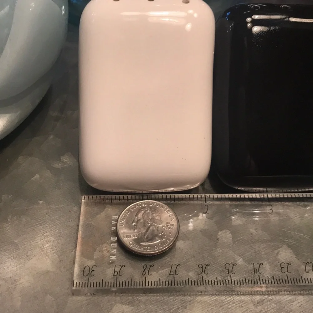 Mid Century Modern Triangle Salt & Pepper Shaker